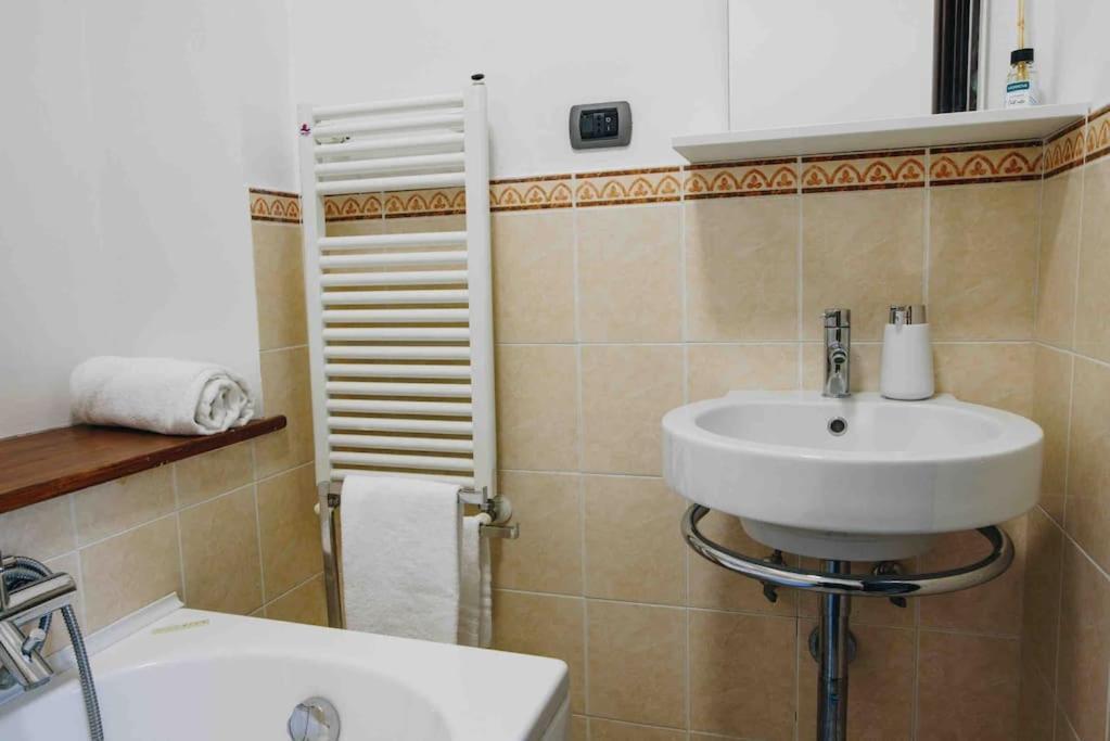 Ferienwohnung La Terra Del Mare La Spezia Exterior foto